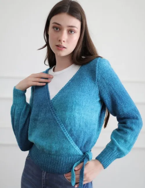 Autumn Hues: 8 Easy-To-Wear Garments Knitting Pattern Book by Jody Long