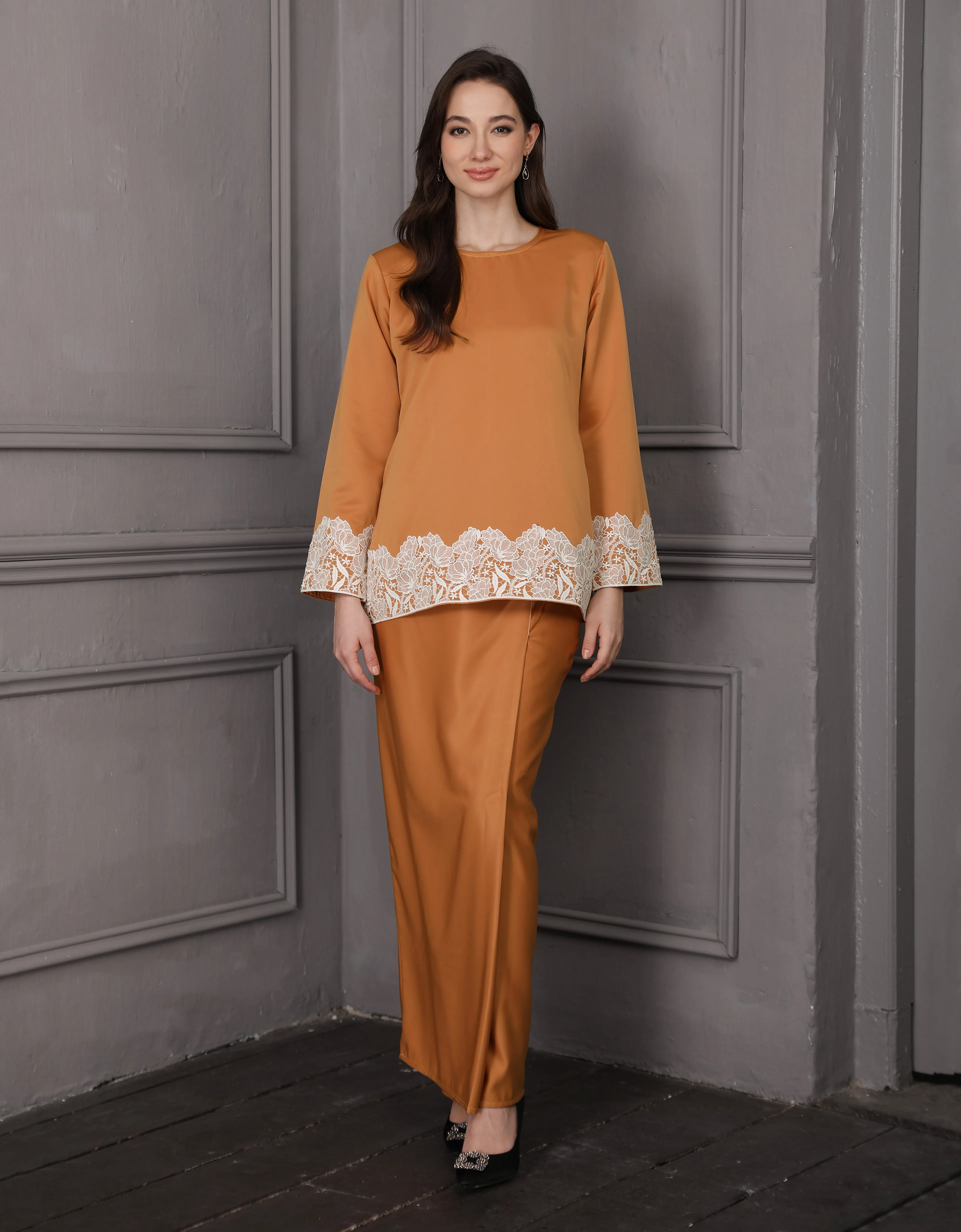 BAJU KURUNG KEDAH JULYA (TANGERINE)