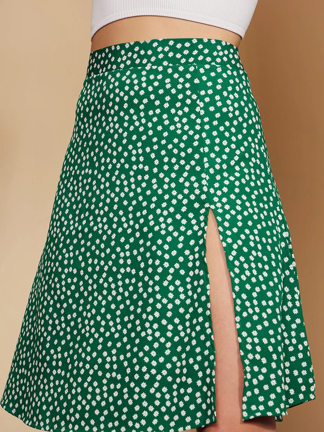 Berrylush Women Green & White Floral Printed Thigh-High Slit Flared A-Line Midi Skirt