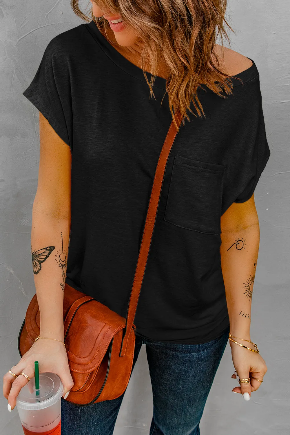 Black Short Sleeve Basic T Shirt with Patch Pocket