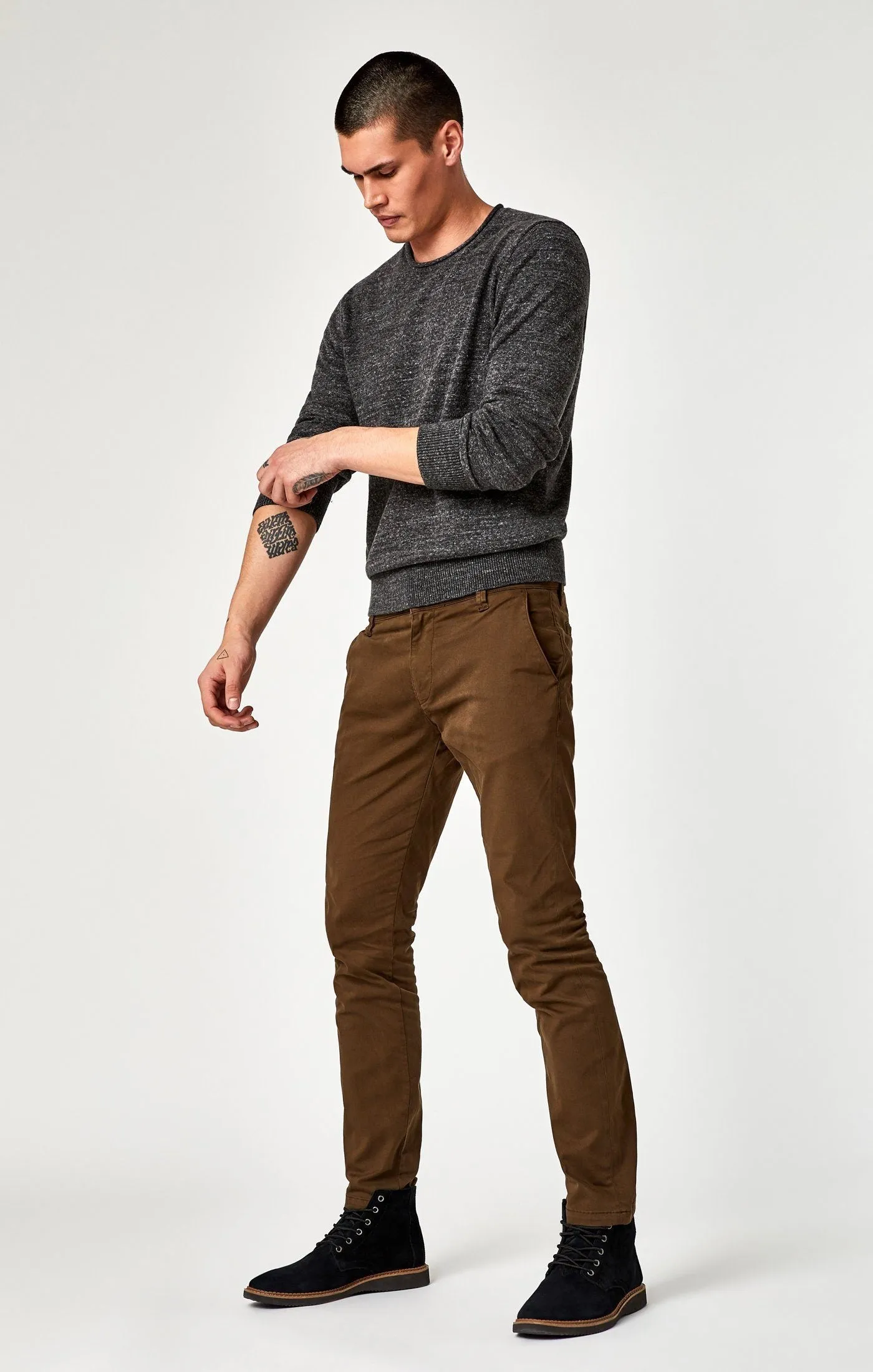 JOHNNY SLIM CHINO IN BROWN TWILL