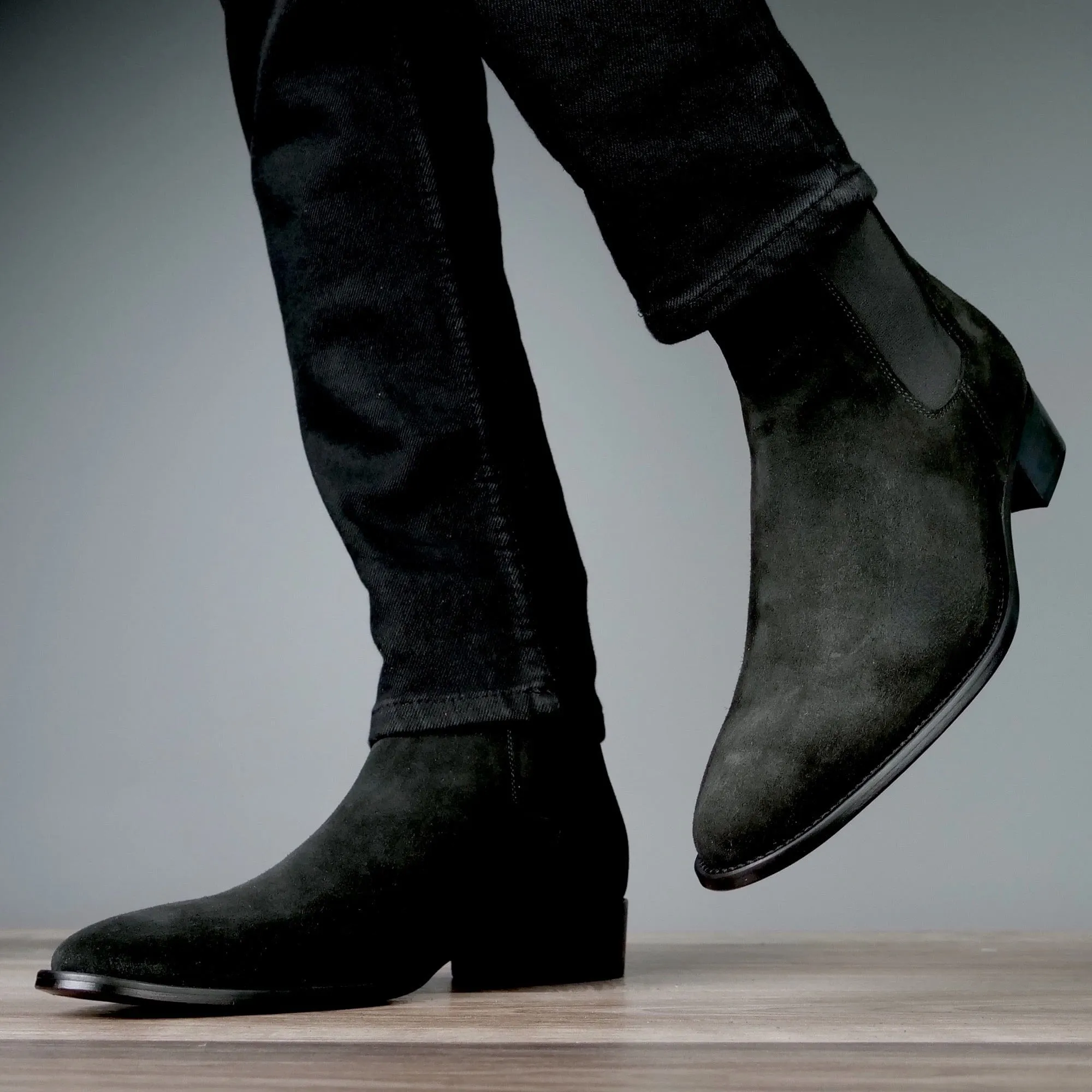 Manhattan Chelsea Boot Black Suede