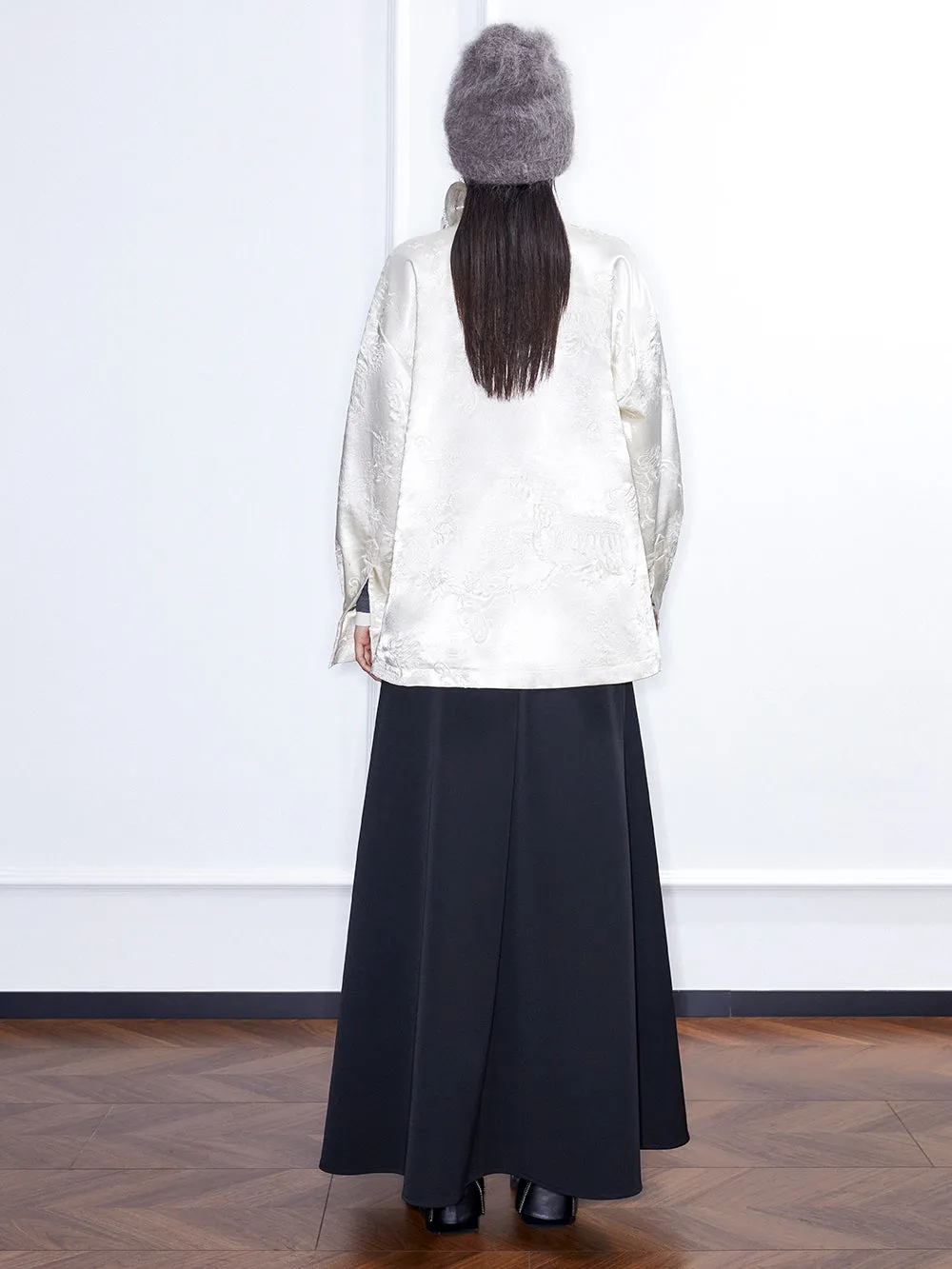 MUKZIN Linglong“Cloud River” Embroidered Sheen Asymmetrical Blouse