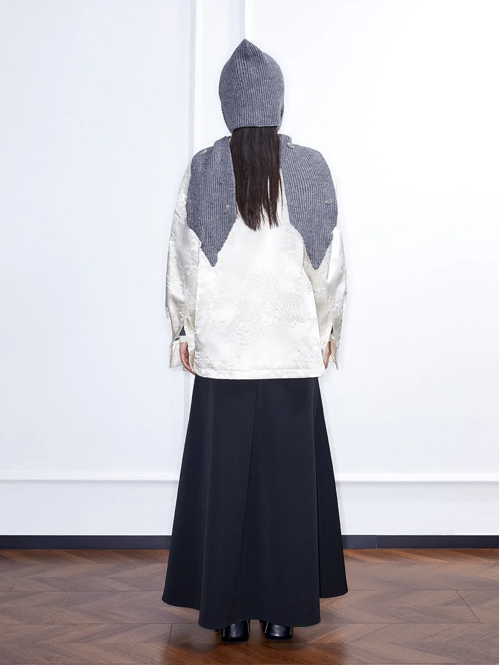 MUKZIN Linglong“Cloud River” Embroidered Sheen Asymmetrical Blouse