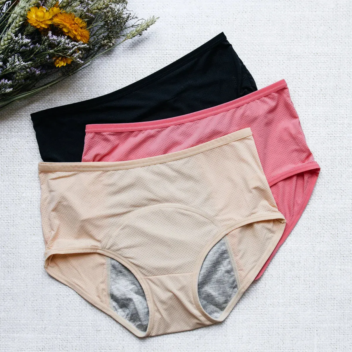 Pack de 5 culottes pour incontinence et les règles