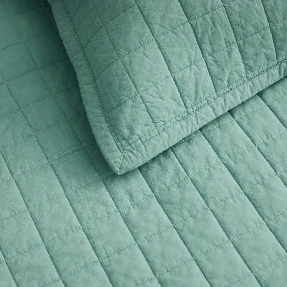 Reilly ARCTIC GREEN Bed Cover by Sheridan