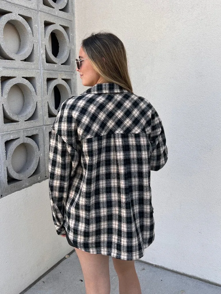 TATUM PLAID SHACKET IN BLACK