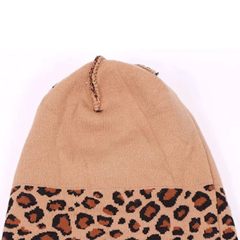 Winter High-fashion Leopard Print Pompon Beanie Hats and Neck Scarf Set