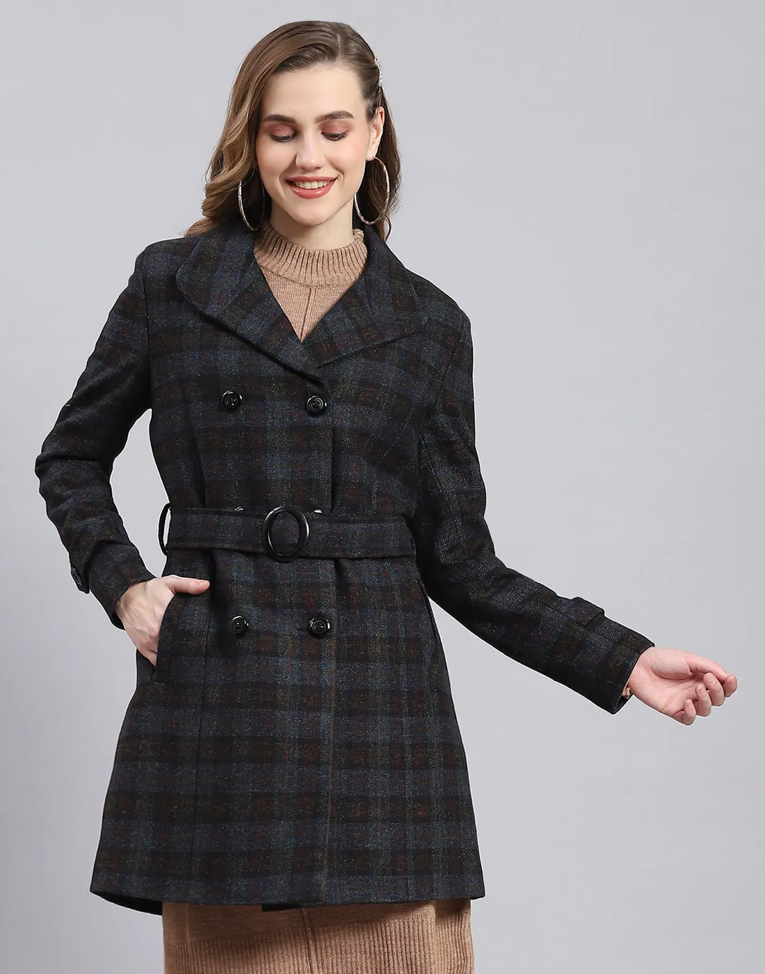 Women Blue Check Collar Full Sleeve Coat