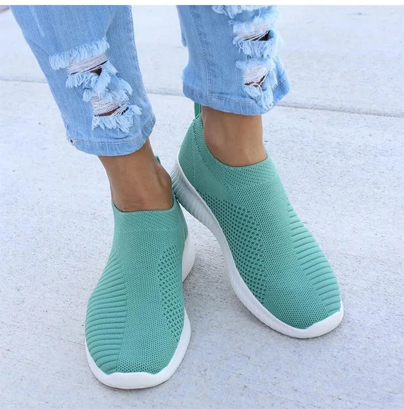 Women's flyknit slip on sneakers comfort walking sneakers summer breathable